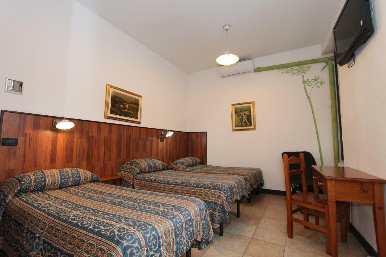 Albergo Santo Spirito Molini di Triora Exterior photo